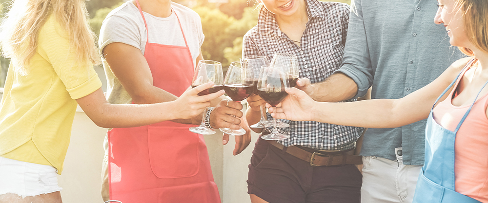 5 Ideas para Fiestas Temáticas con Barbacoa de Hierro